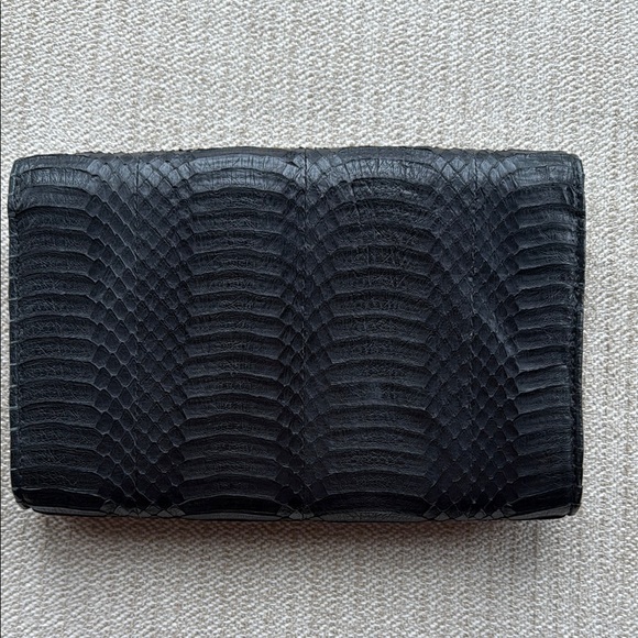 Black \